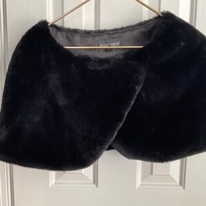 Frank Lyman Faux Fur Wrap